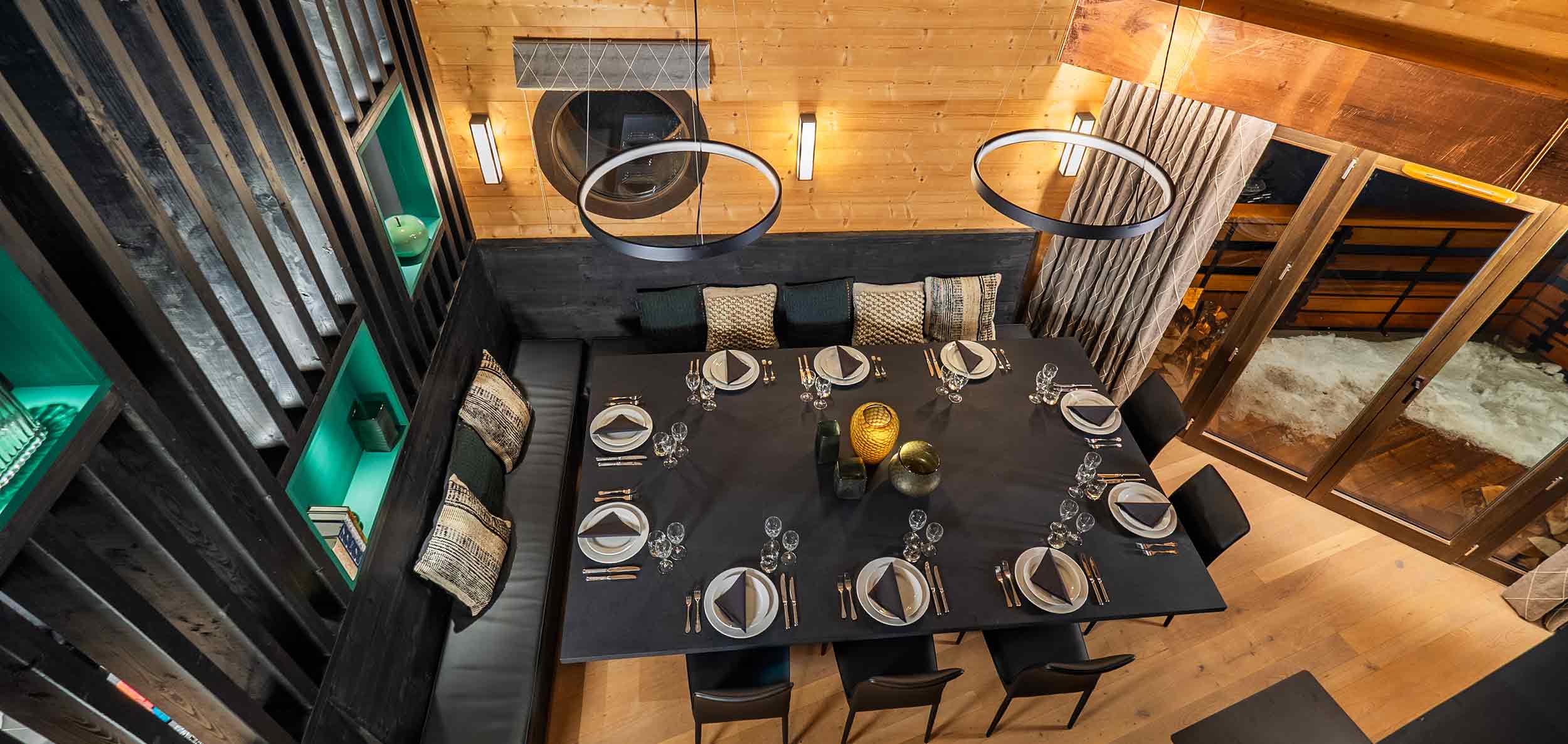 luxury_chalet_kakisa_avoriaz_dining_room.jpg