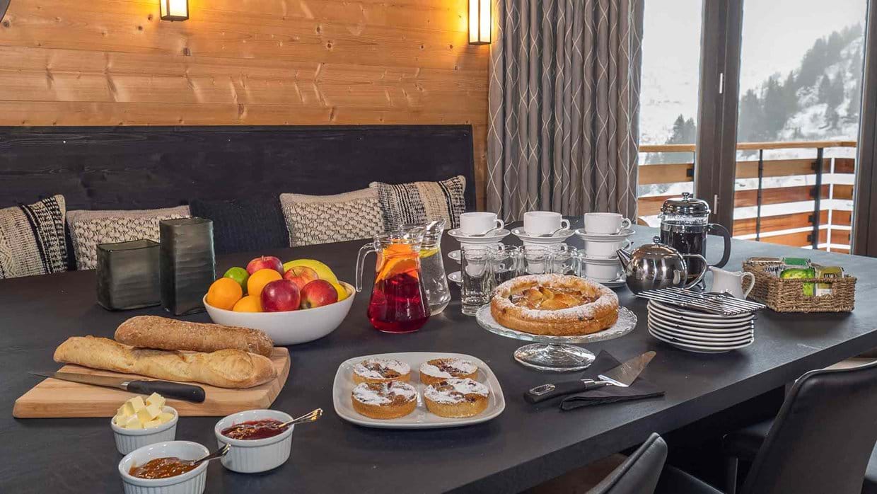 luxury_chalet_kakisa_avoriaz_afternoon_tea.jpg