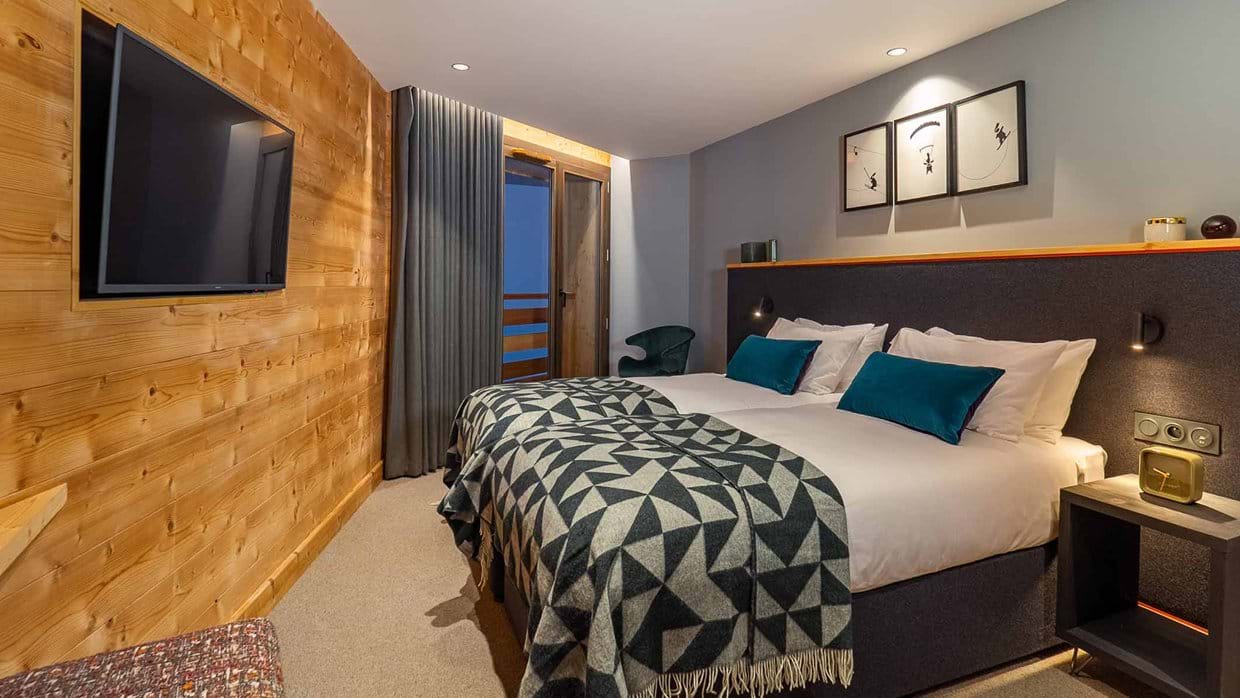 luxury_chalet_kakisa_avoriaz__bedroom_3.jpg