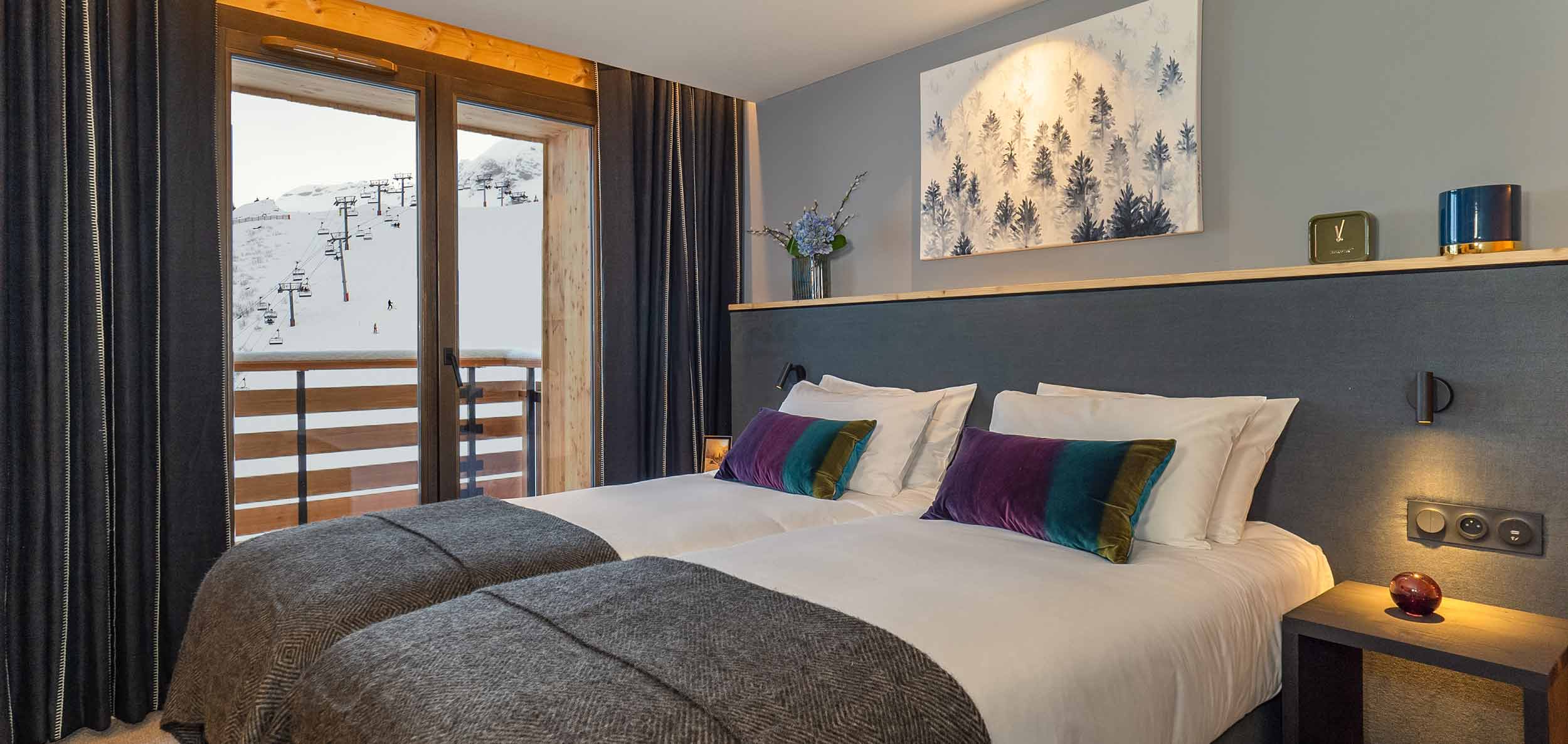 luxury_chalet_kakisa_avoriaz__bedroom_4.jpg