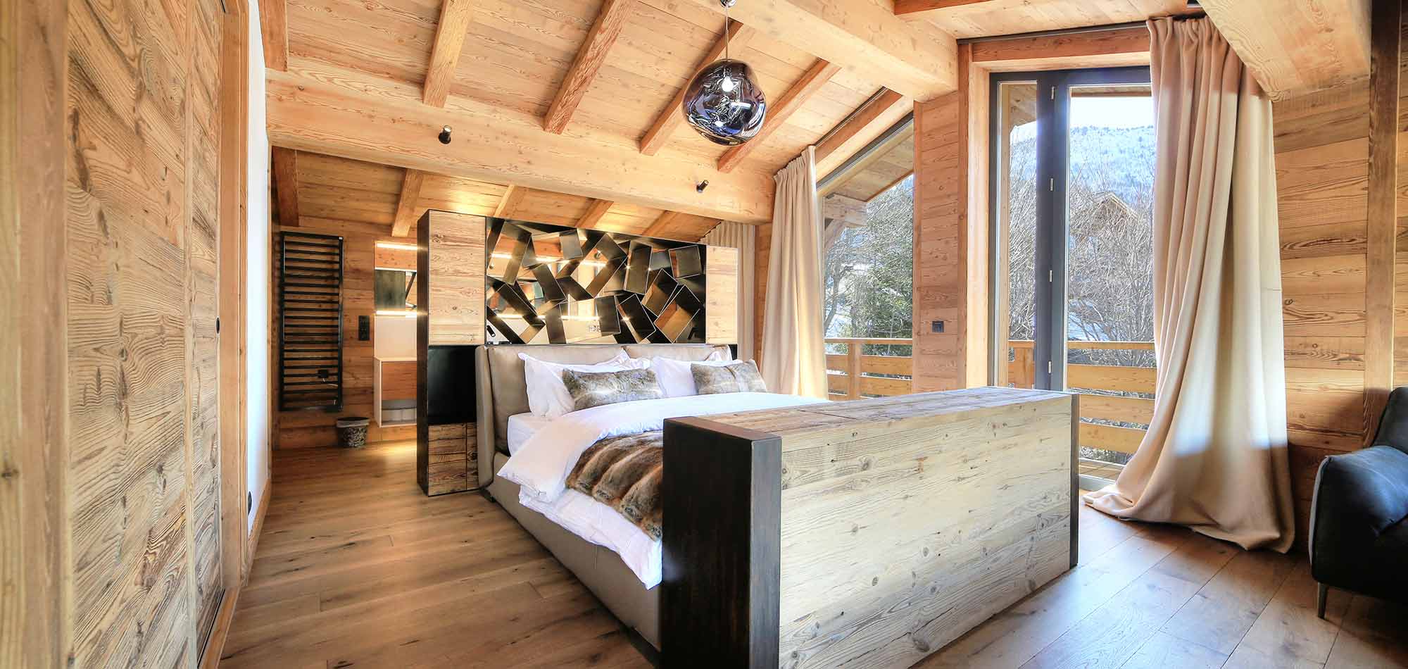 chaletkuma_bedroom_2.jpg