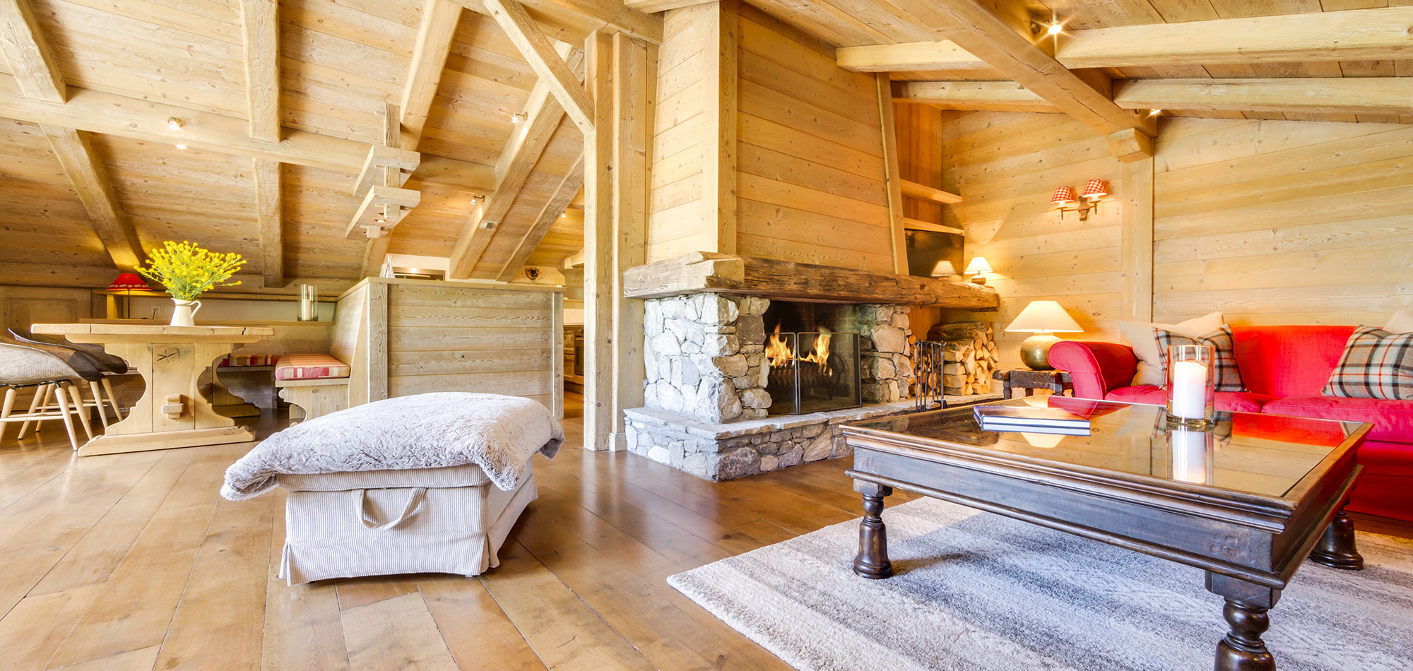 chalet_grand_tetras_val_disere_oxford_ski_livingroom.jpg