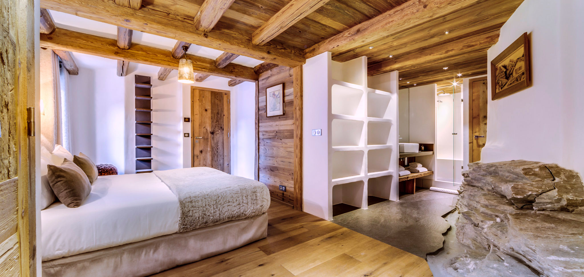 Chalet_Vieux_Pont_oxford_ski_luxury_ski_Bedroom.jpg
