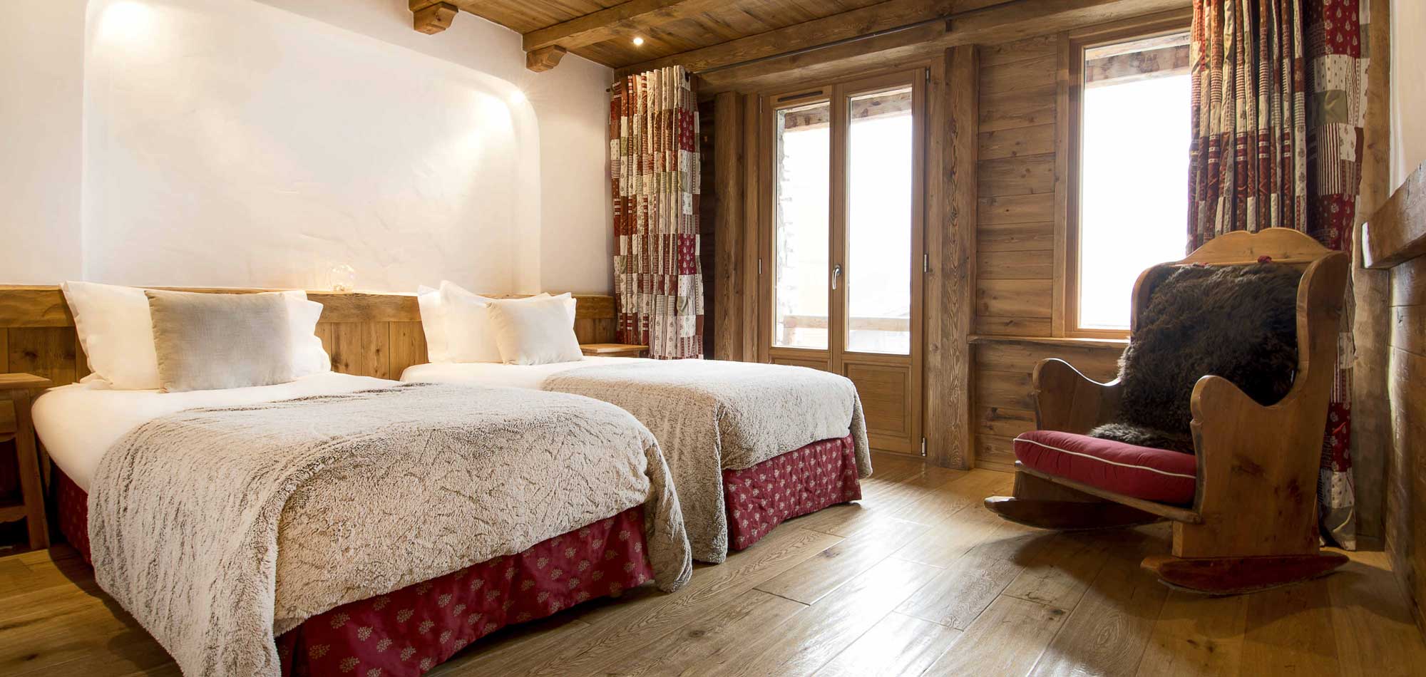 Chalet_Bouclia_oxford_ski_luxury_ski_Bedroom4.jpg