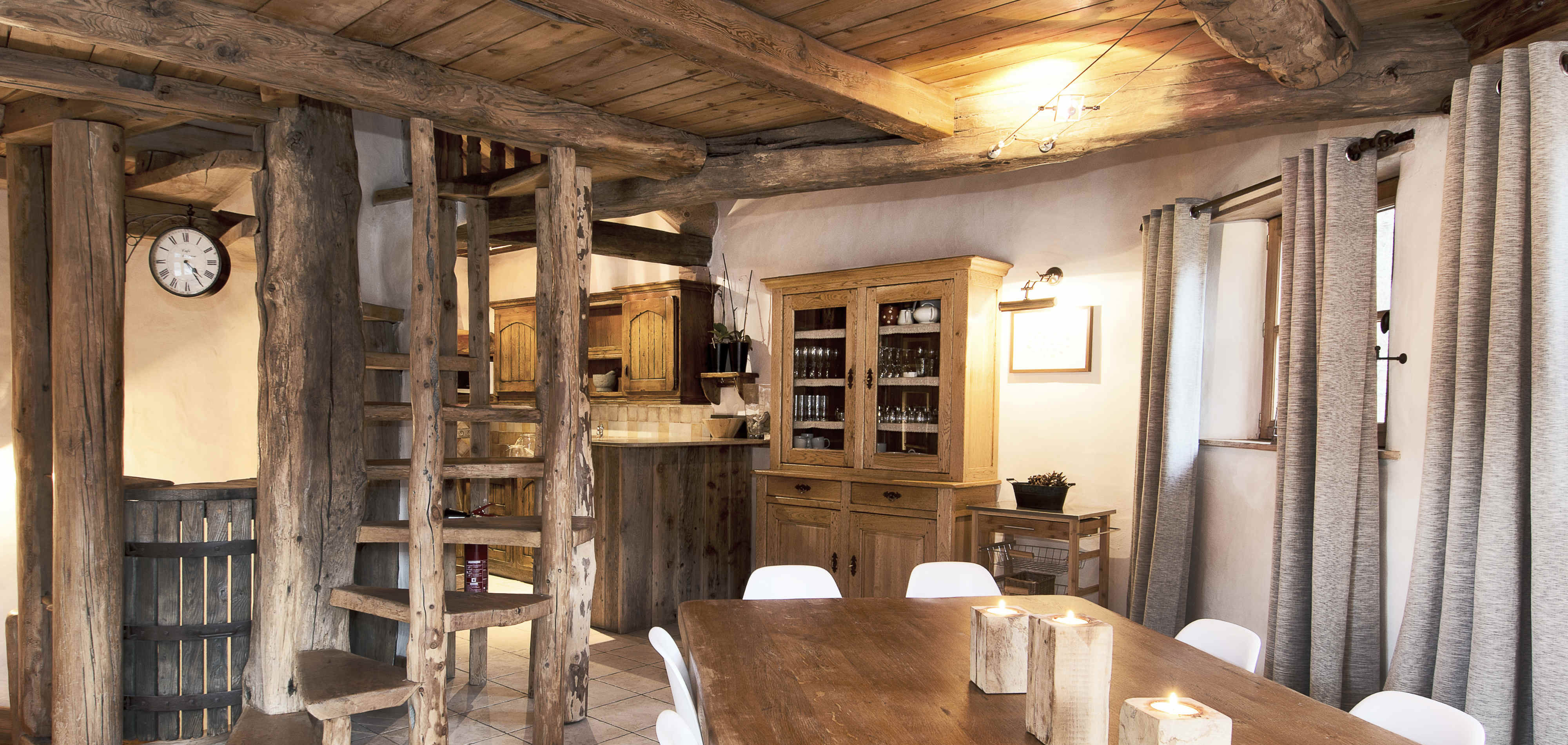 chalet_arosa_oxford_ski_luxury_ski_dining.jpg