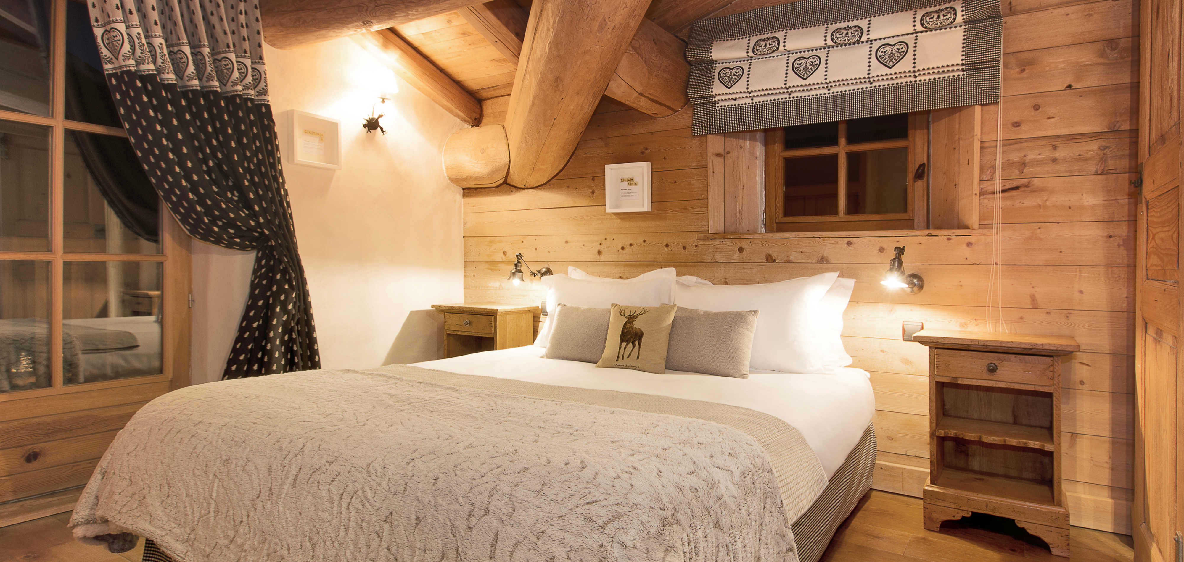 chalet_arosa_oxford_ski_luxury_ski_bedroom2.jpg