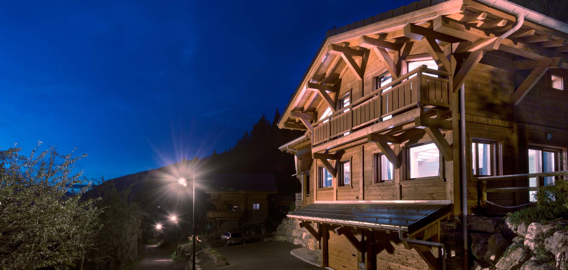 chalet_aubois_morzine_oxford_ski_exterior.jpg