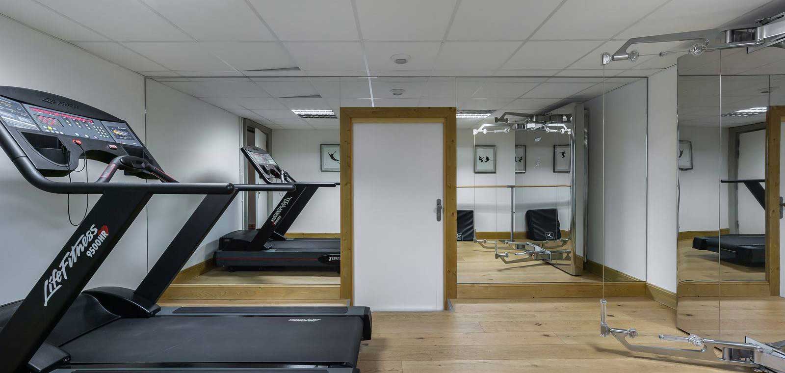 chalet_totara_courcourchevel_1850_oxford_ski_gym.jpg
