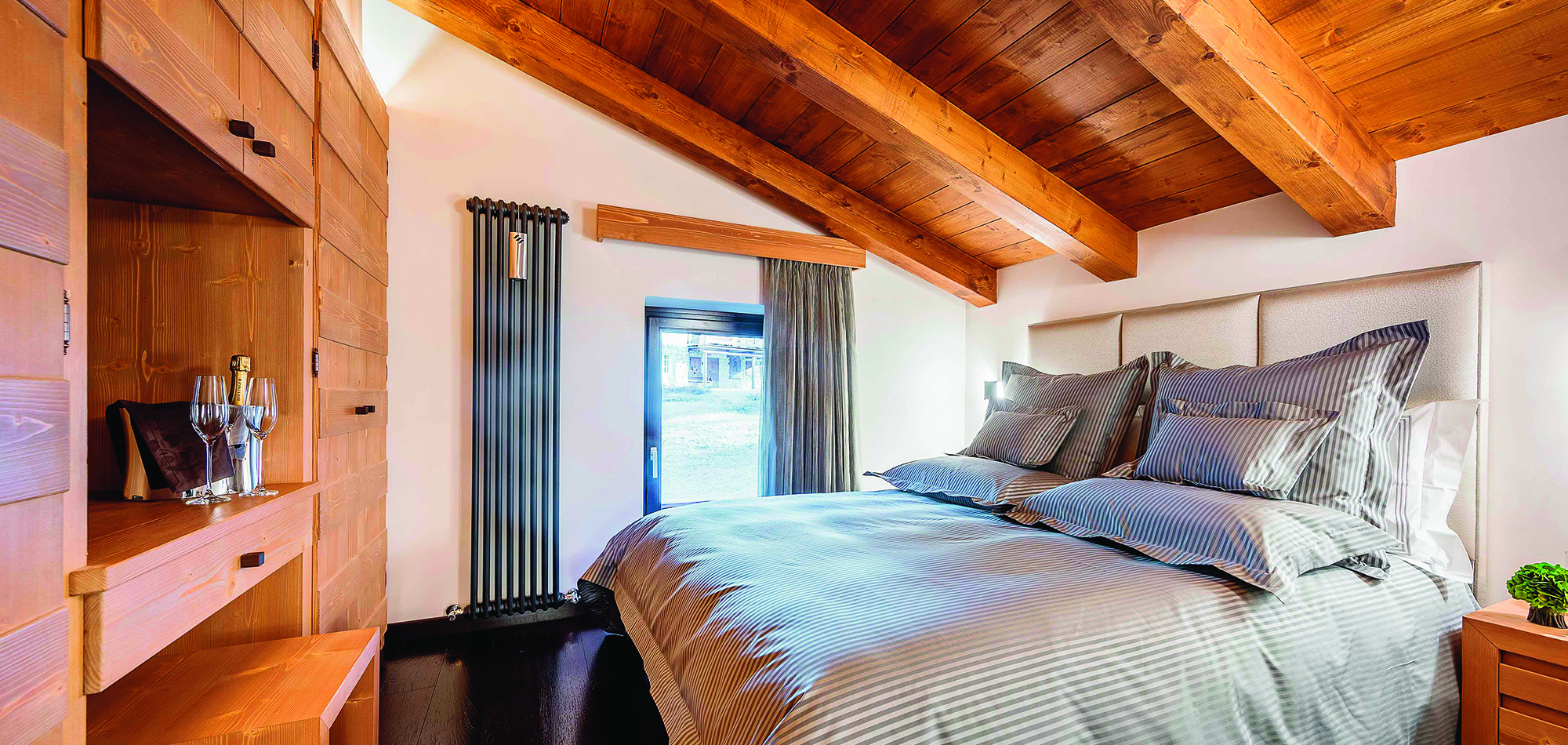 chalet_perla_cortina_italy_luxury_cristallo_suite.jpg