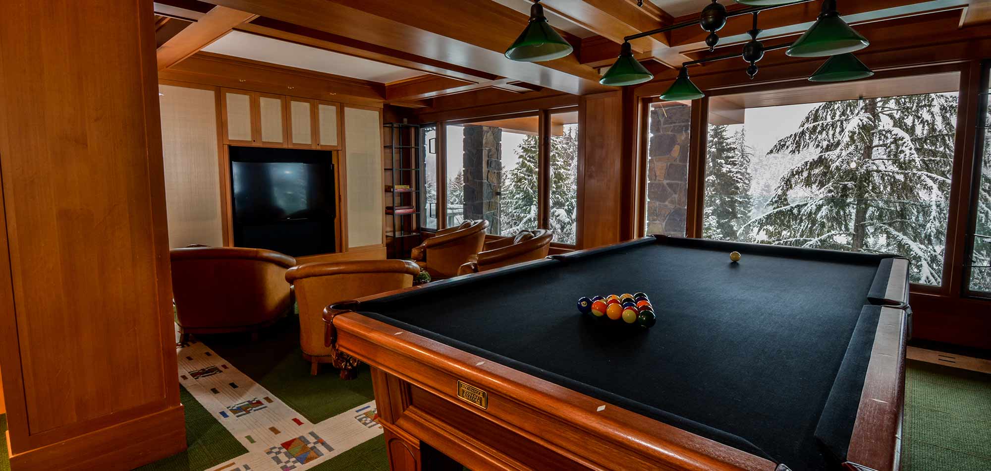 totem_house_billiard_room.jpg