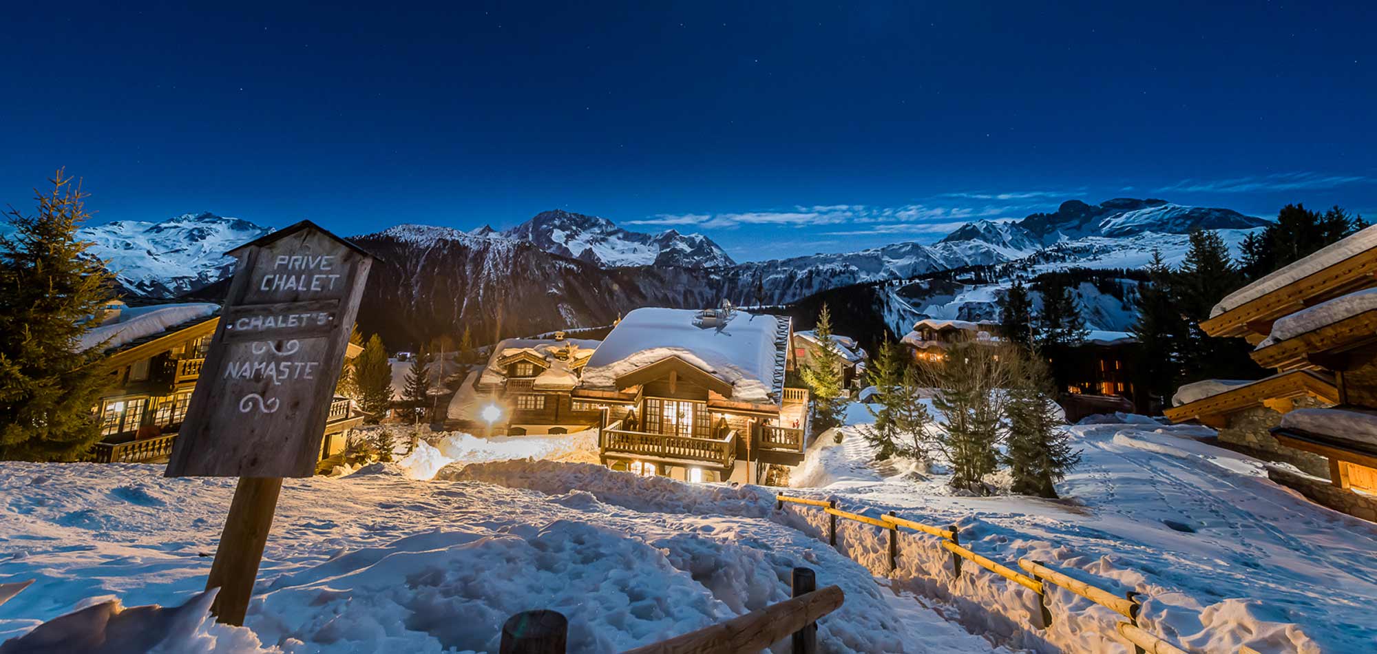 chalet_namaste_courchevel_1850_Exterior2_img.jpg