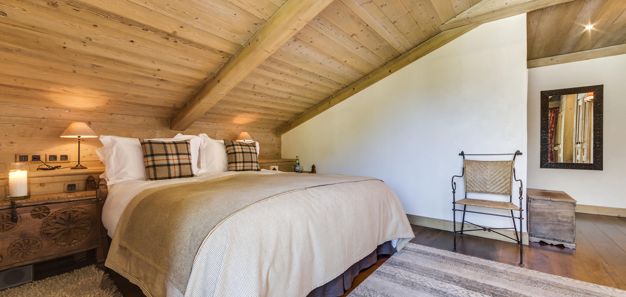 chalet_grand_tetras_val_disere_oxford_ski_bedroom4.jpg