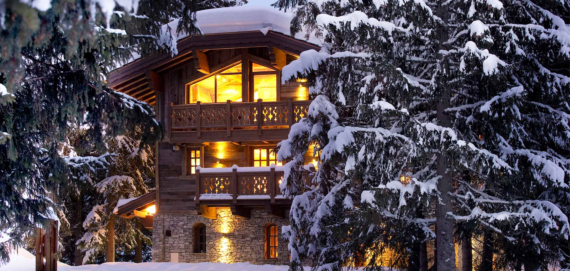 chalet_gentianes_courchevel_1850_oxford_ski_exterior_dusj.jpg