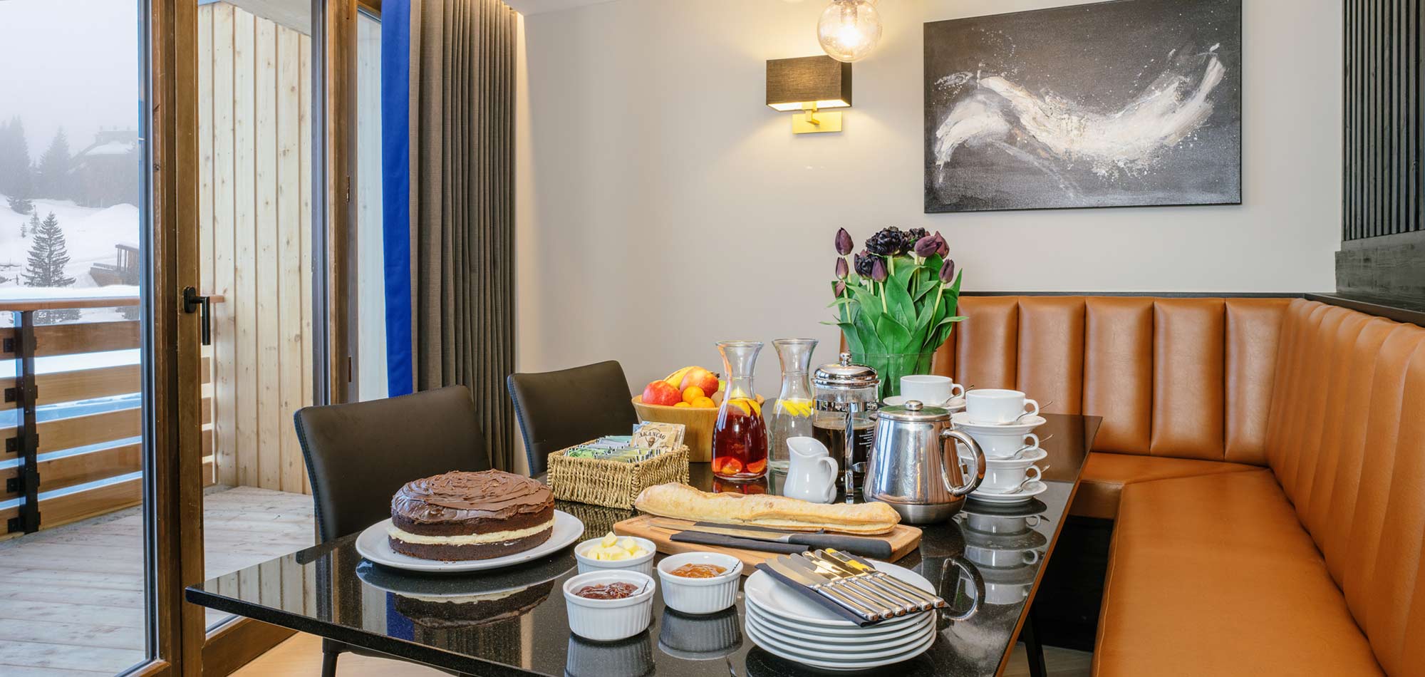 chalet_kipnuk_avoriax_oxford_ski_dining2.jpg