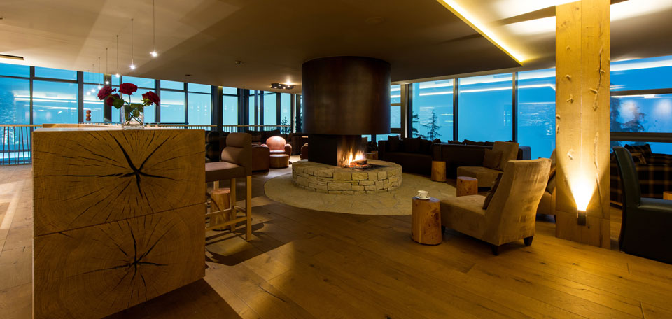 crans_ambassador_bar_lounge.jpg