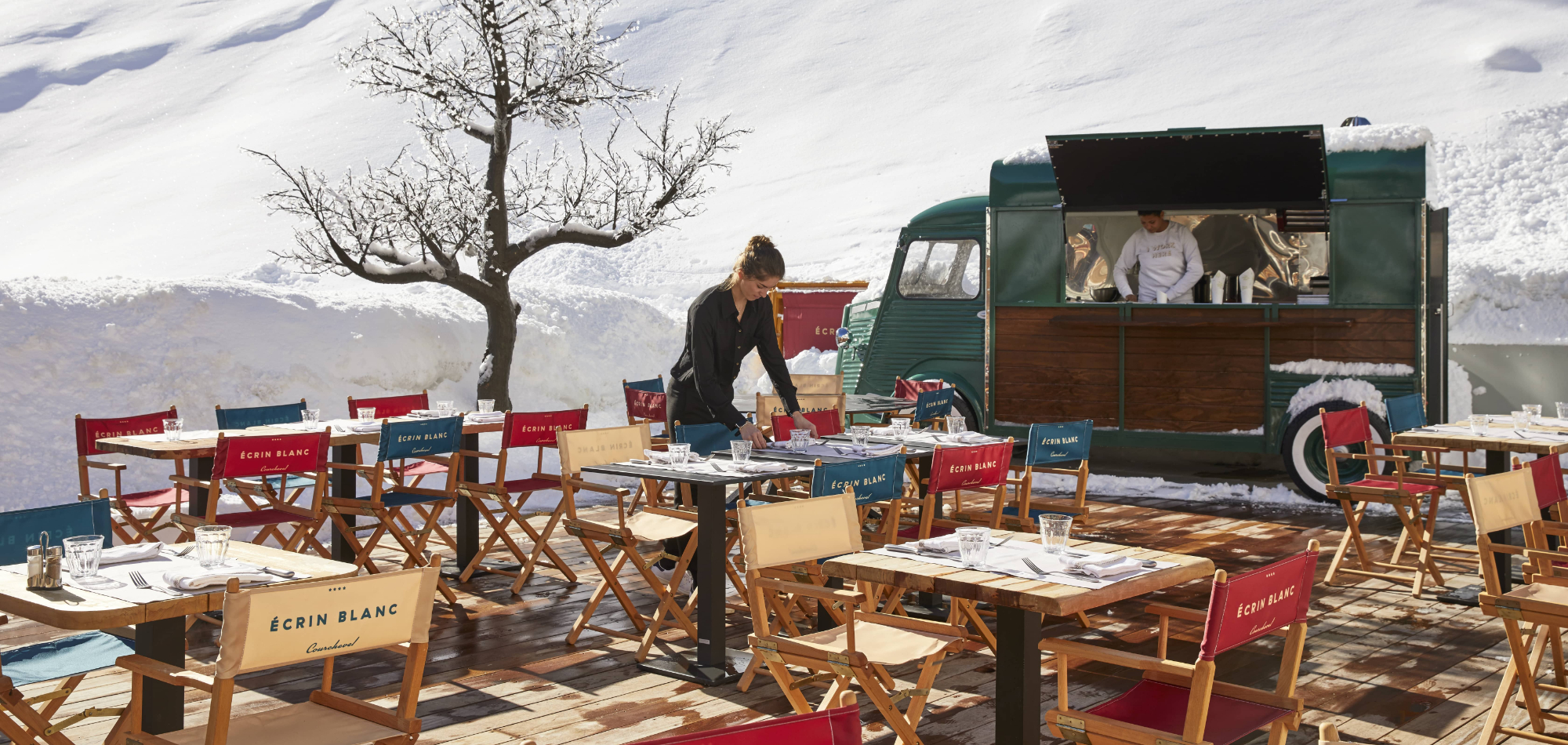 hotel_ecrin_blanc_courchevel_1550_terrace_img.jpg