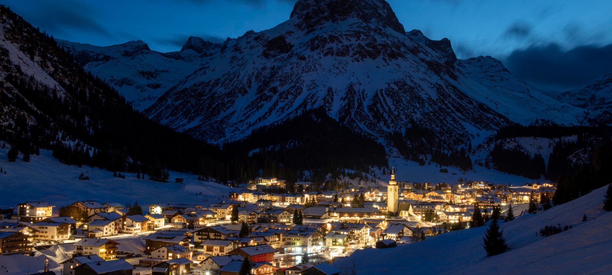 bhlhof_penthouse_lech_oxford_ski_luxury_view-night.jpg
