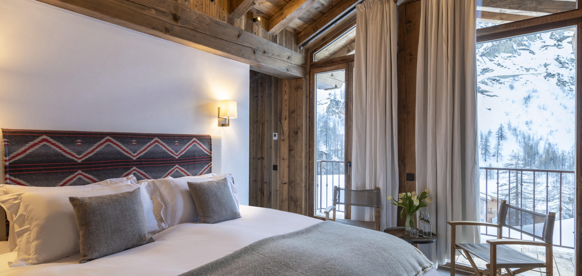 Grand_pre_4_Val_disere_Oxford_Ski_Bedroom_2.jpg