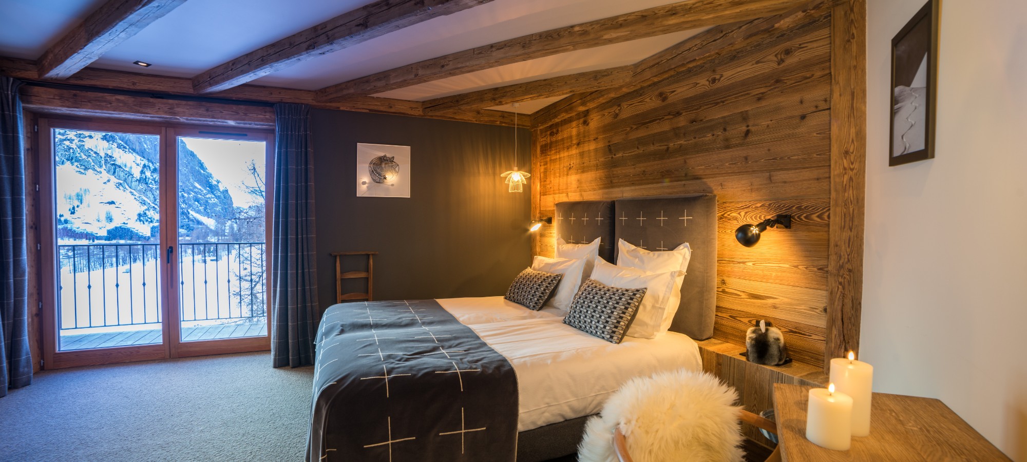 chalet_o_valala_val_disere_oxford_ski_bedroom3.jpg