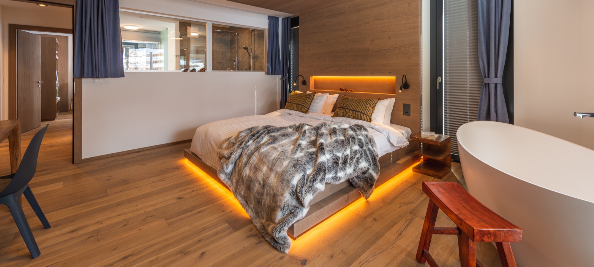 chalet_tufta_findelbach_zermatt_oxford_ski_luxury_chalet_bedroom1.jpg