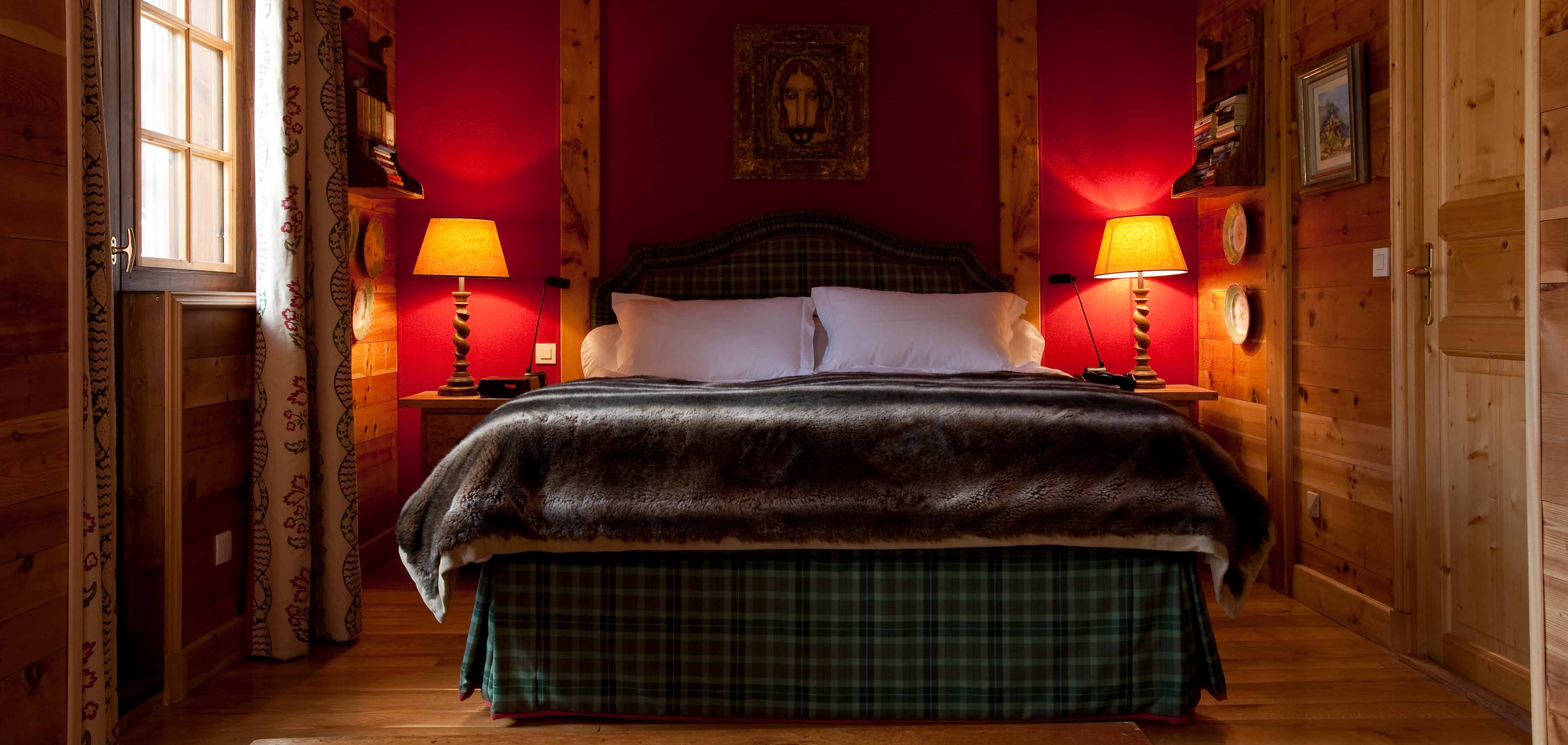 Chalet_Varappe_Meribel_oxford_ski_luxury_ski_ChaletBedroom-2.jpg