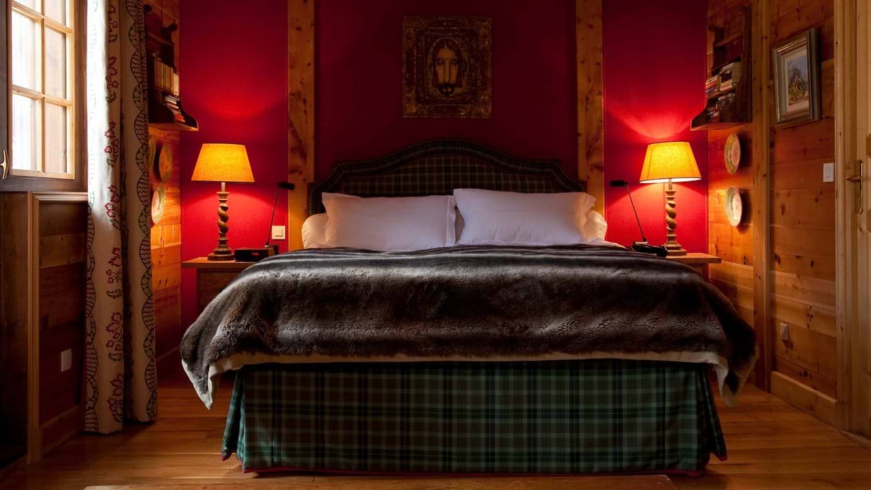 Chalet_Varappe_Meribel_oxford_ski_luxury_ski_ChaletBedroom-2.jpg