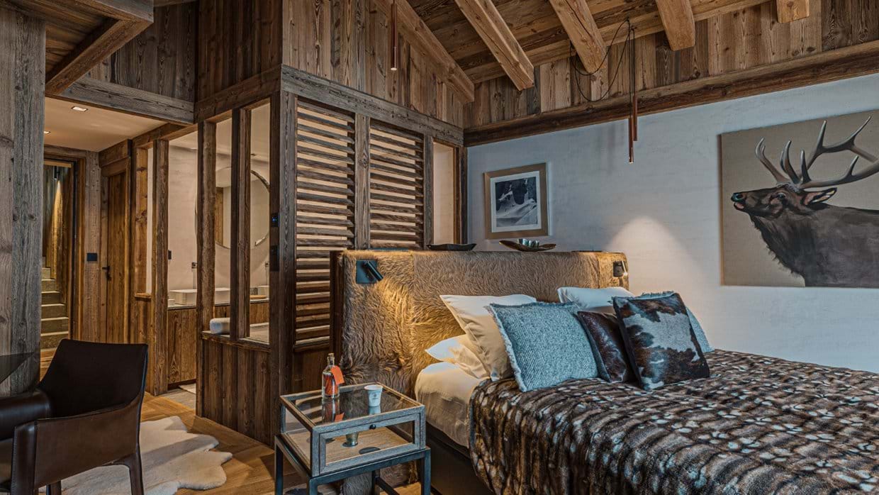 Chalet_Orca_Val_DIsere_Oxford_Ski_Luxury_Chalet_Bedroom_1.jpg