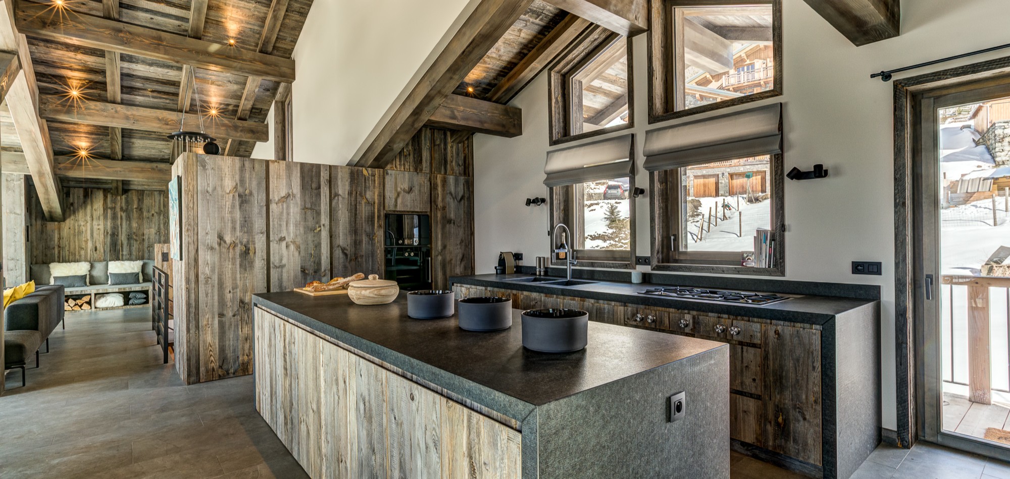 Chalet_Martinel_St_Martin_Oxford_Ski_Luxury_Chalet_Kitchen.jpg