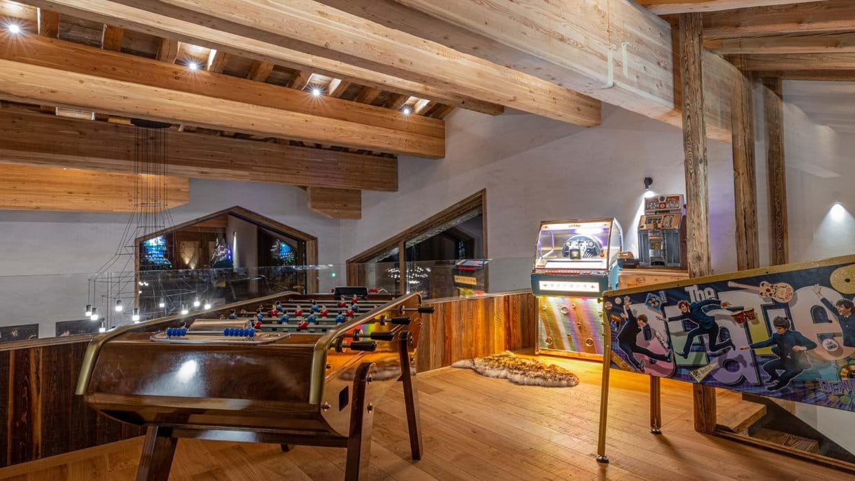 Chalet_Orso_Val_DIsere_Oxford_Ski_Luxury_Chalet_Games_Mezzanine.jpg