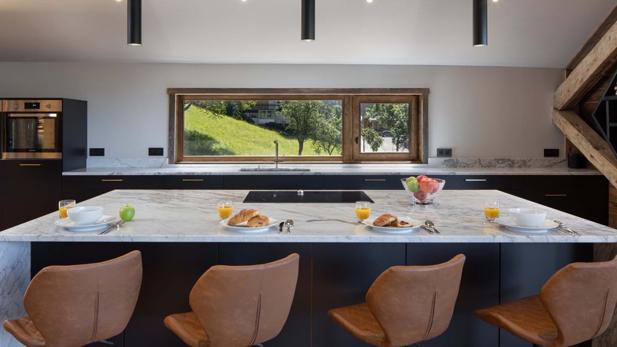 Ferme_du_Rys_Chatel_Oxford_Ski_Luxury_Chalet_Kitchen.jpg