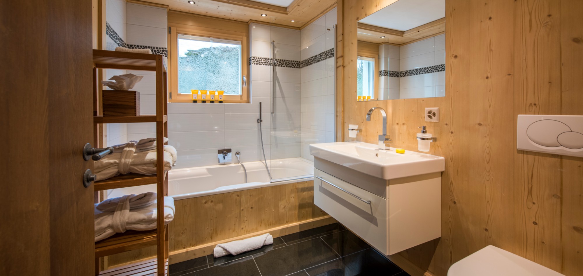 Haus_Leytron_Zermatt_Oxford_Ski_Luxury_Chalet_Bathroom_2.jpg