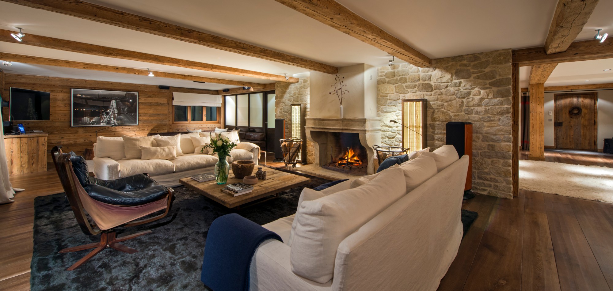 chalet_1936_verbier_oxford_ski_luxury_ski_chalet_lounge3.jpg