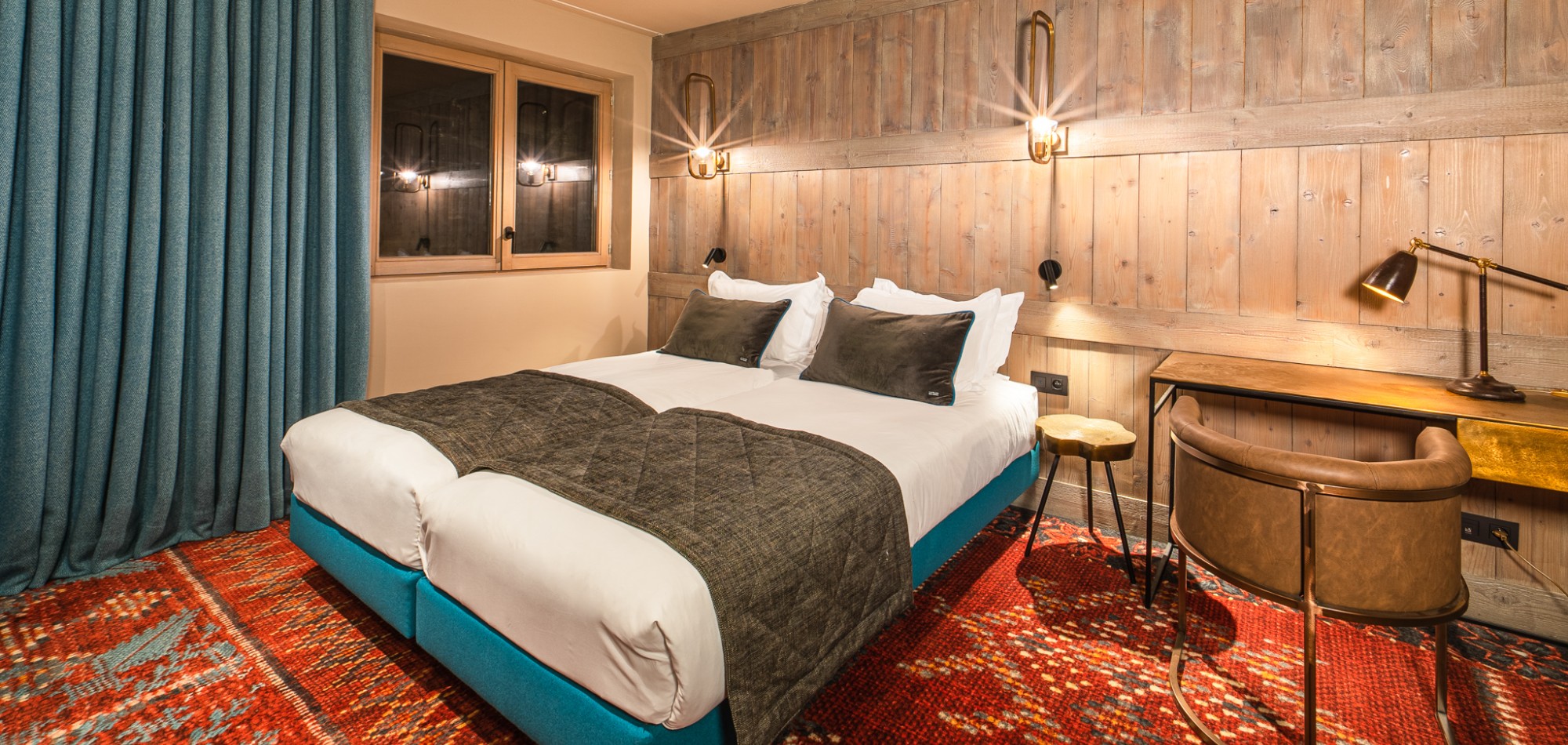 luxury_ski_chalet_oxford_ski_aspen_house_loft_4_bedroom3.jpg