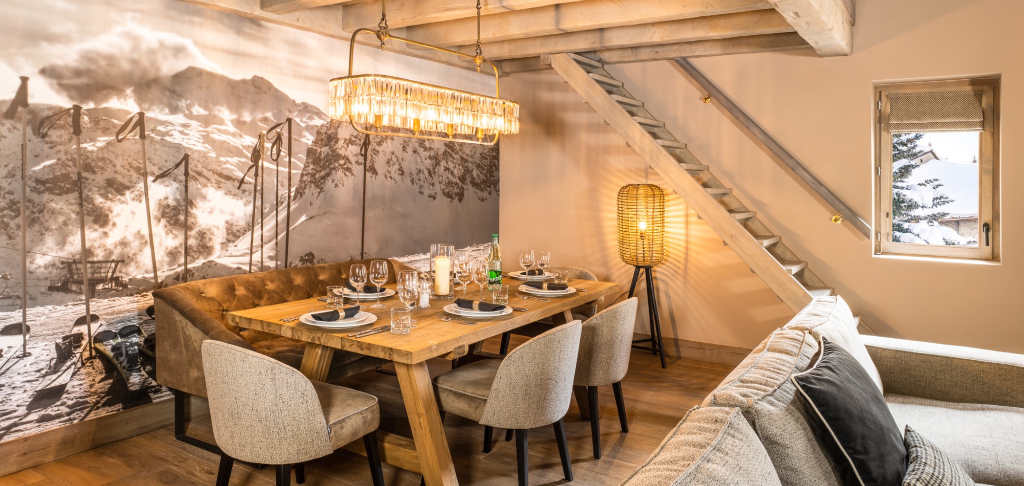 luxury_ski_chalet_oxford_ski_aspen_house_loft_dining.jpg