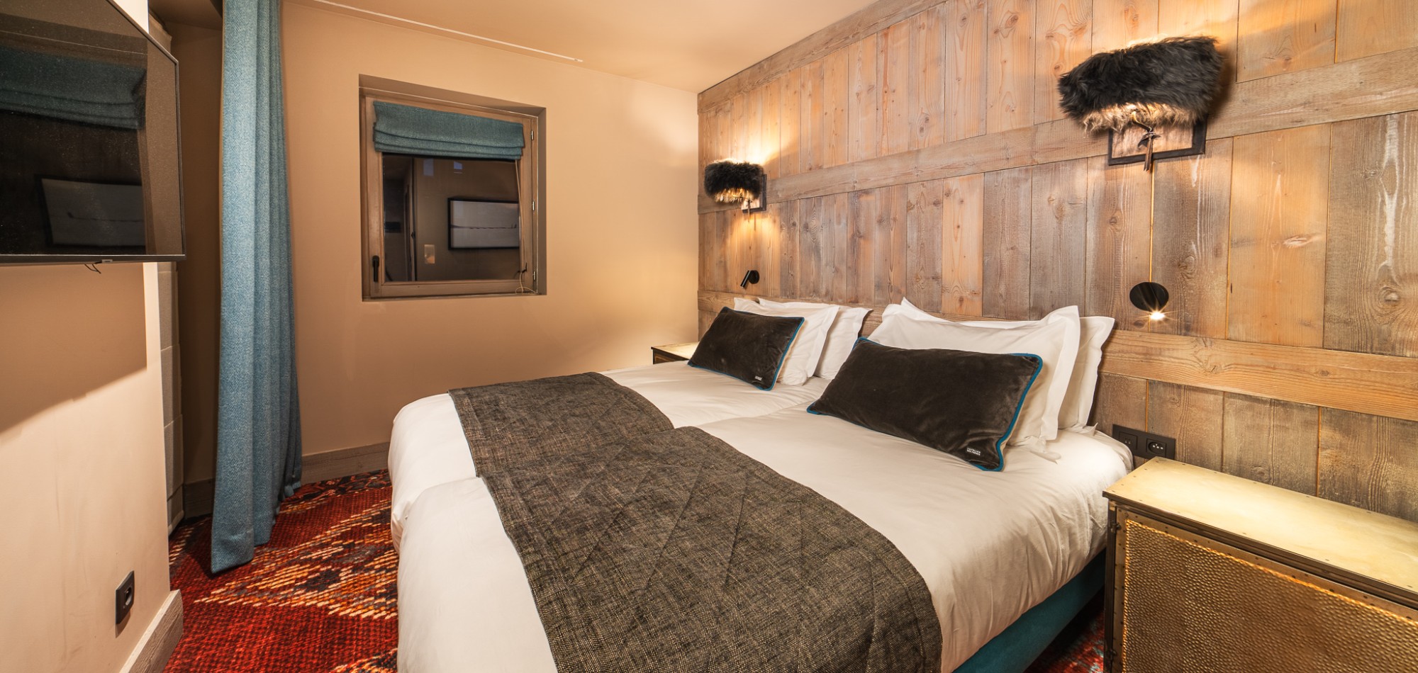 luxury_ski_chalet_oxford_ski_aspen_house_loft_5_4 (2).jpg