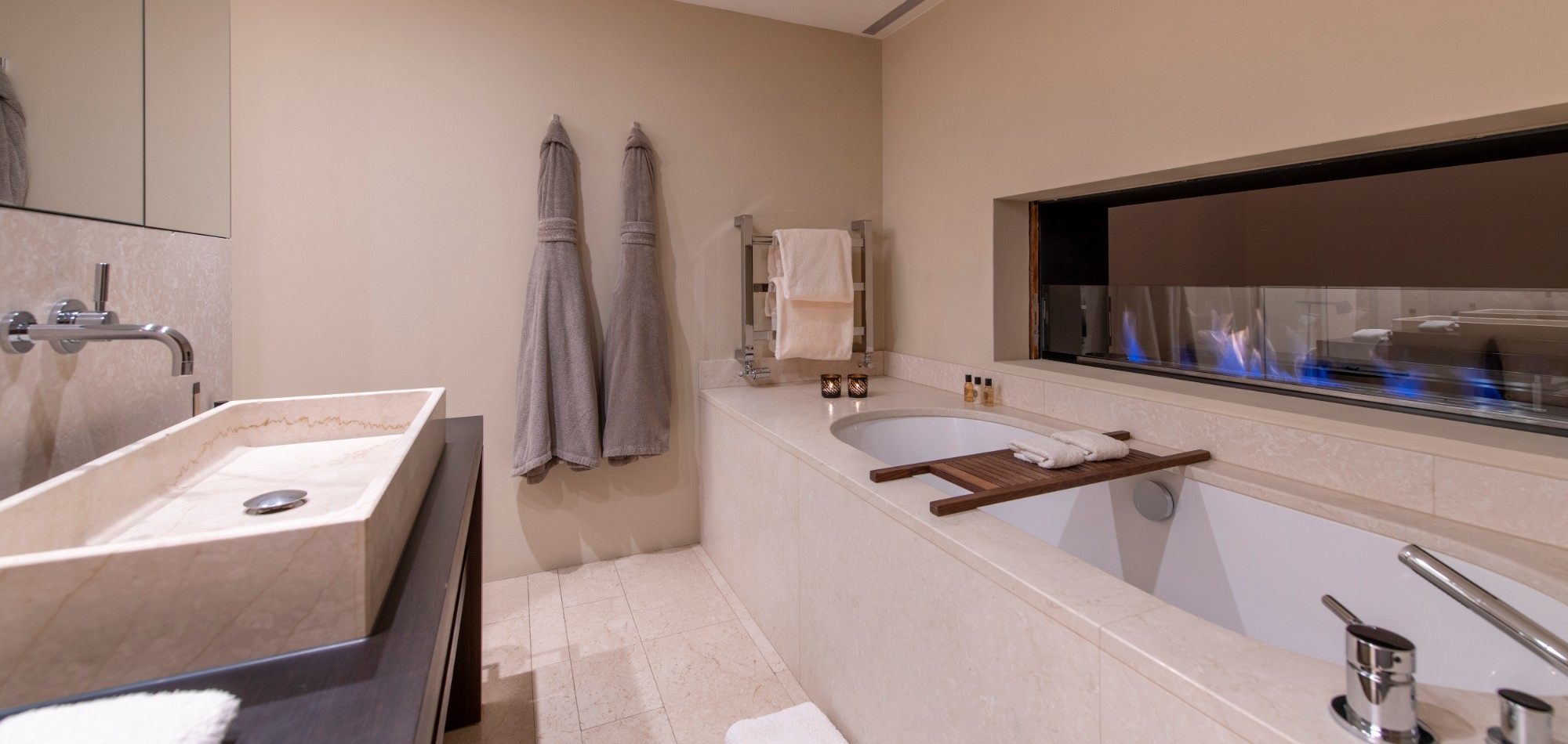 luxury_ski_chlaet_les_anges_zermatt-Luxury_ski_chlaets (24).jpg