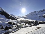 Why Switzerland is the perfect place to ski this festive season