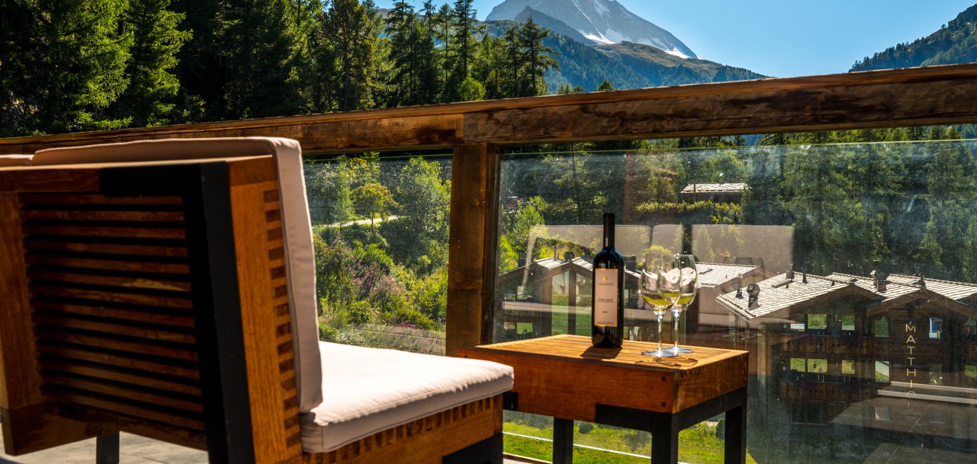 Luxury_chalet_zermatt_oxford_ski_high_seven_view.jpg