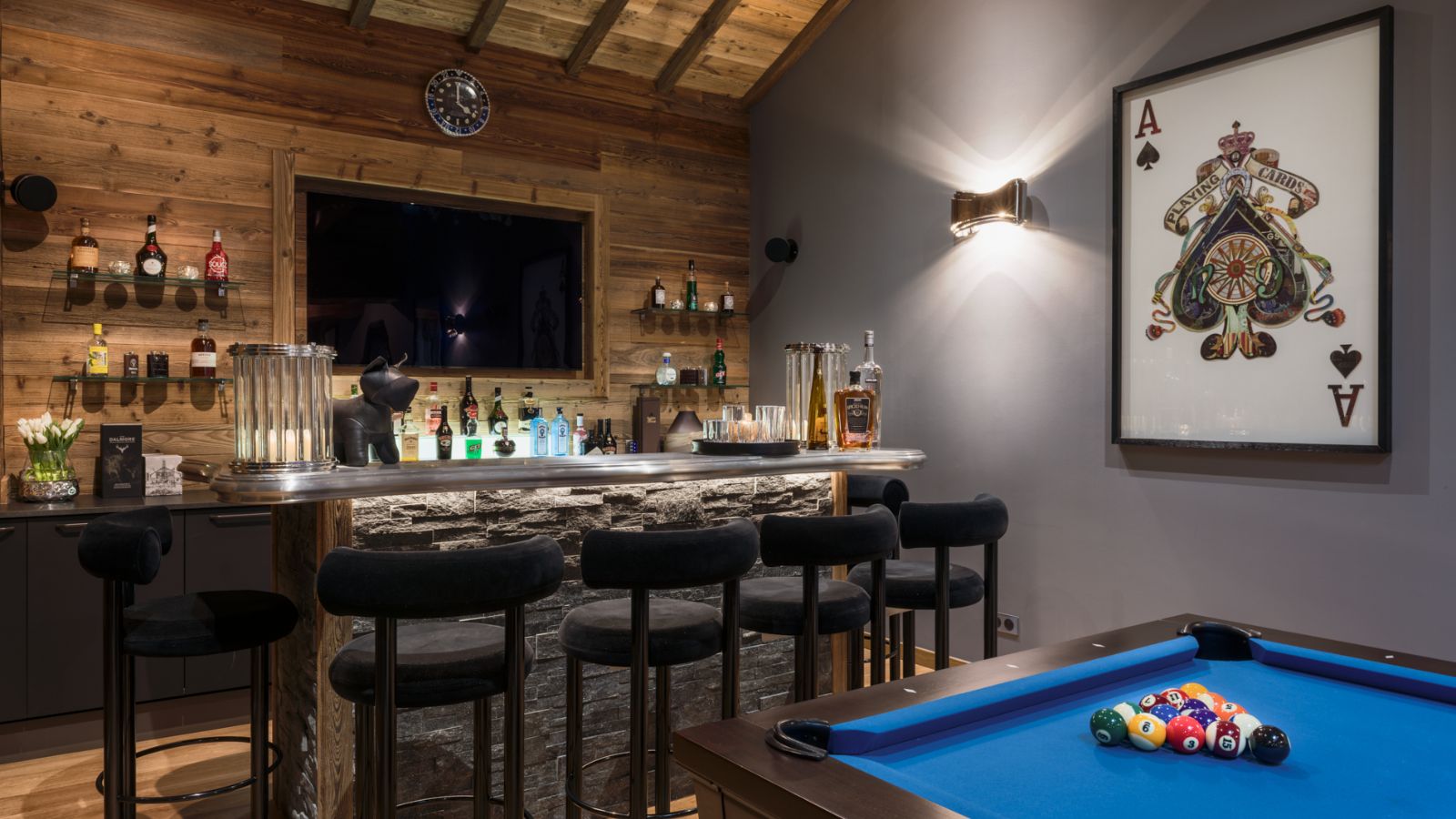 luxury_ski_chalet_les_gets_le_coin_Pedru_oxford_ski (24).jpg