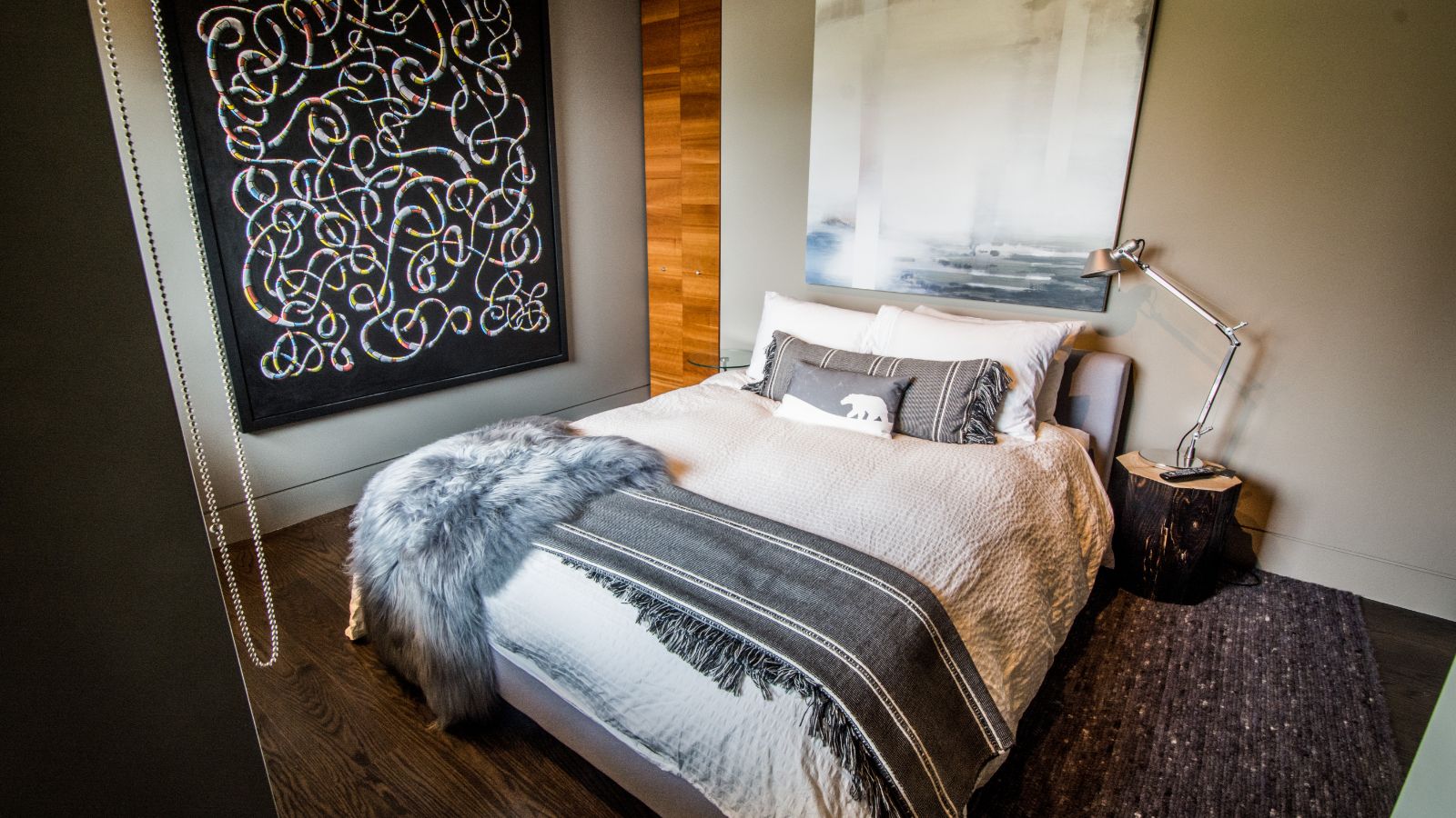 luxury_ski_chalet_whistler_high_point_oxford_ski  (17).jpg