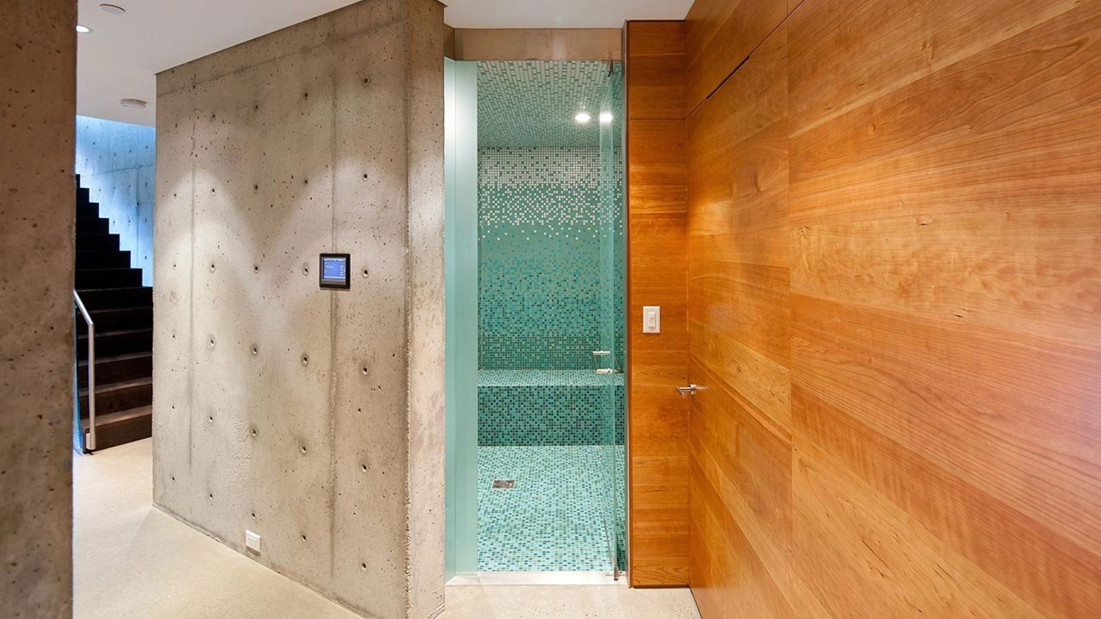 luxury_ski_chalet_whistler_high_point_oxford_ski  (24).jpg