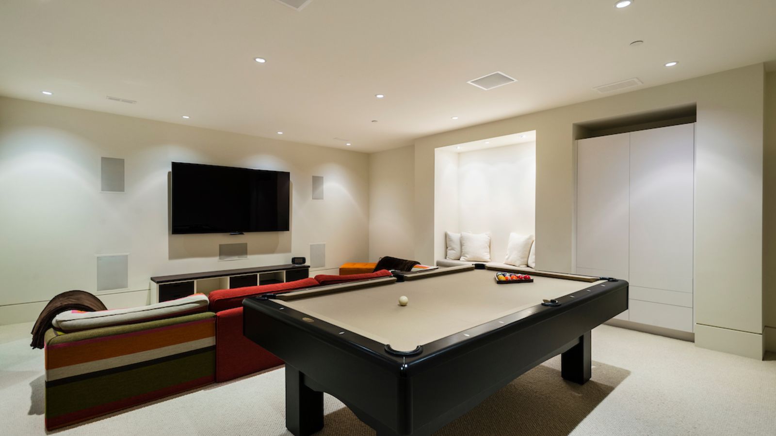 luxury_ski_chalet_whistler_heli_chalet_oxford_ski (29).jpg