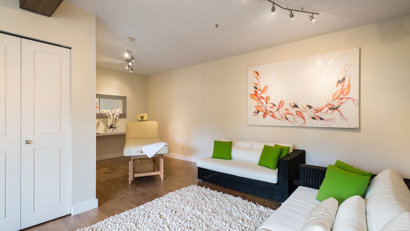 luxury_ski_chalet_whistler_heli_chalet_oxford_ski (32).jpg