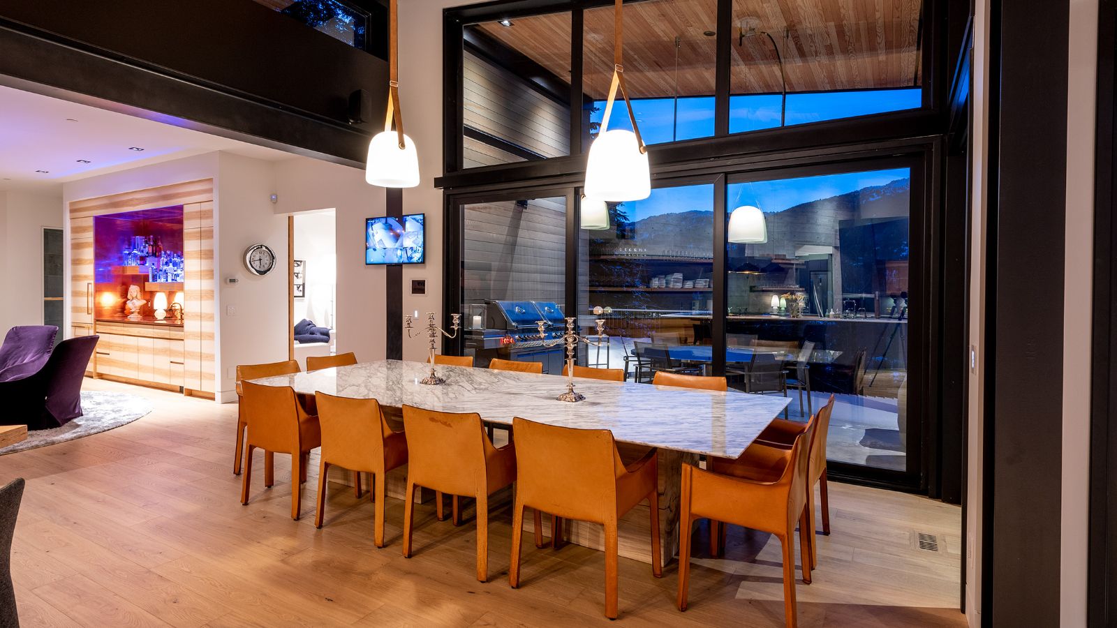 luxury-ski-chalet-whistler-chalet-esha-oxford-ski  (3).jpg