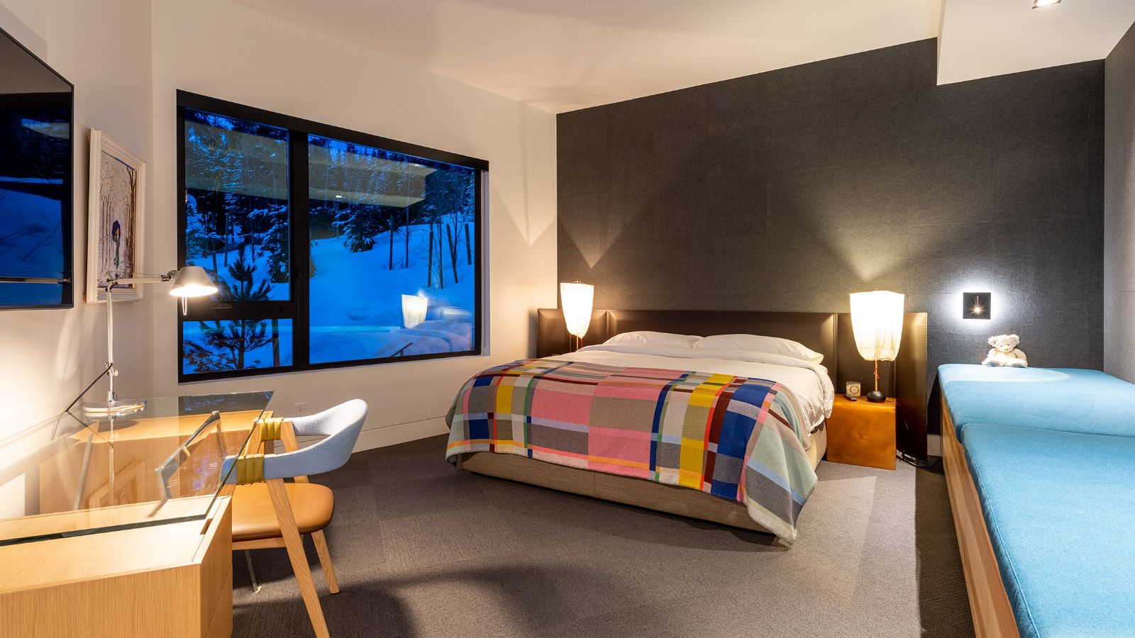 luxury-ski-chalet-whistler-chalet-esha-oxford-ski  (10).jpg