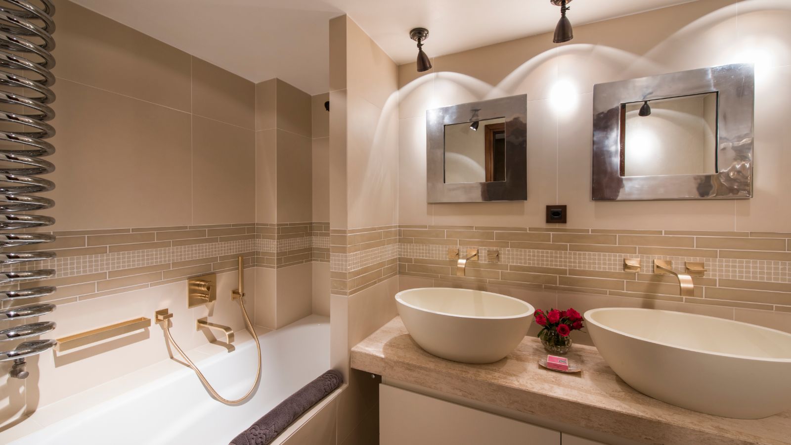 Luxury-ski-chalet-verbier-chalet-leo-oxford-ski  (76).jpg