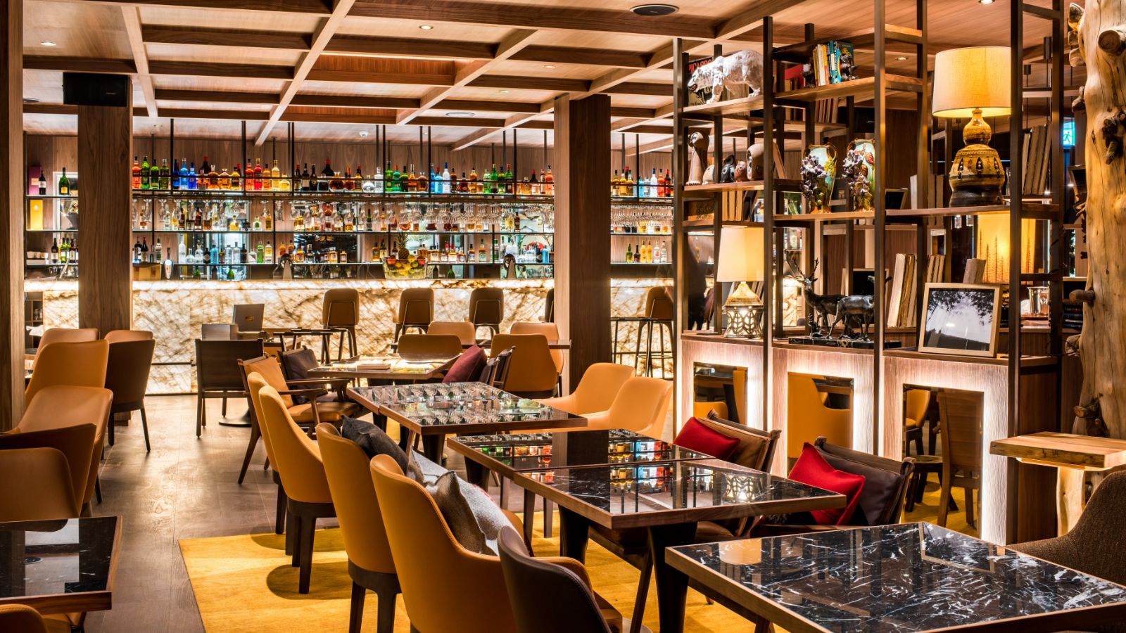 Luxury-ski-hotel-zermatt-hotel-schweizerhof-oxford-ski-kitchen (2).jpg