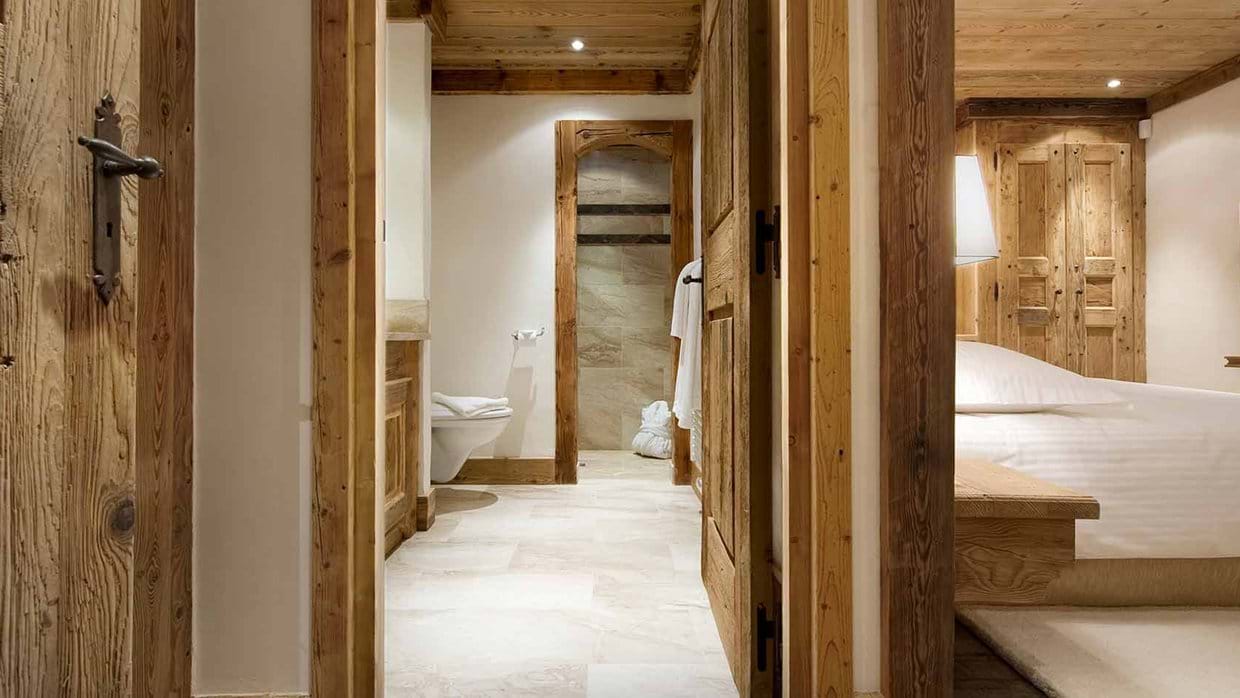 chalet_gentianes_courchevel_1850_oxford_ski_bedrom7.jpg