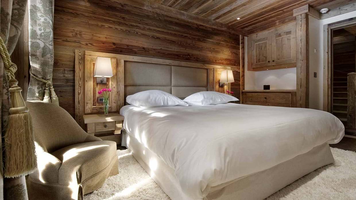 chalet_gentianes_courchevel_1850_oxford_ski_bedroom1.jpg
