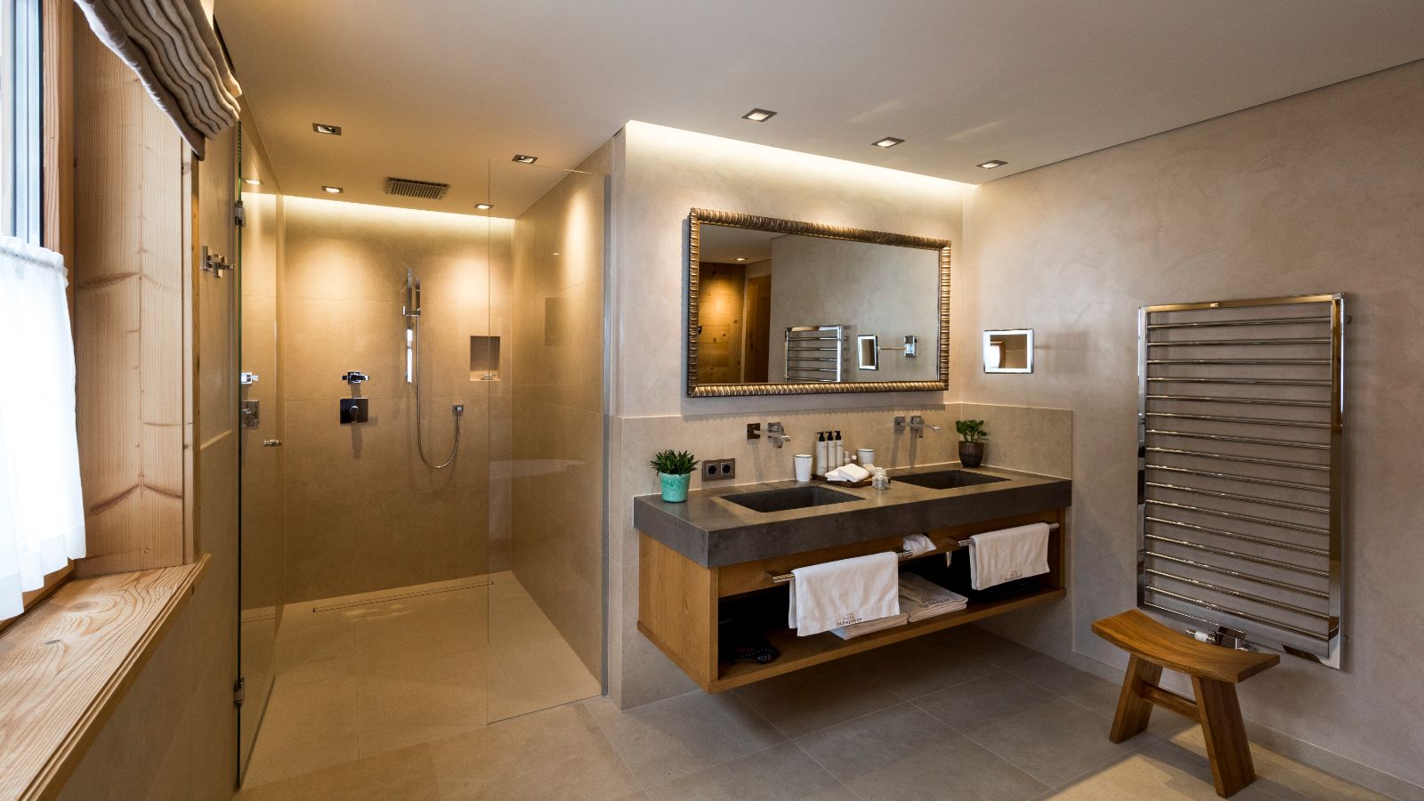 Luxury-ski-hotel-st anton-hotel- tannenhof-oxford-ski-bathroom (1).jpg
